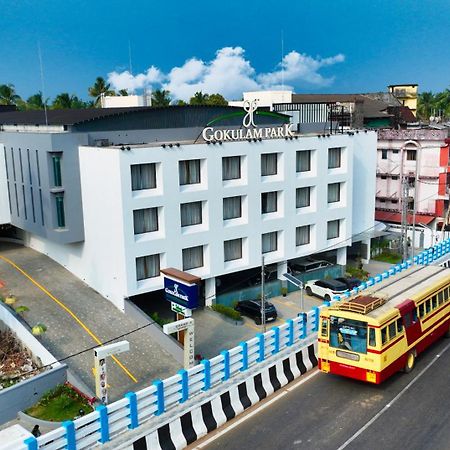 Hotel Gokulam Park Guruvāyūr Extérieur photo
