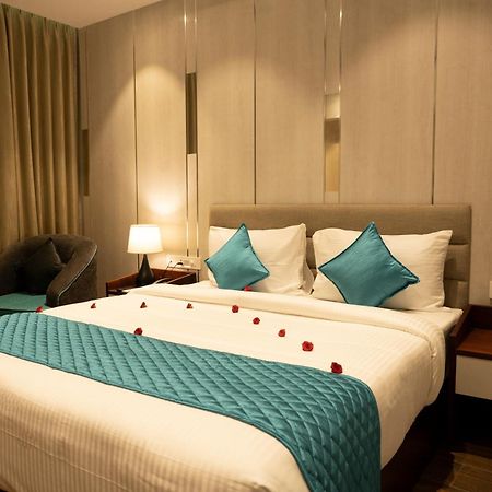 Hotel Gokulam Park Guruvāyūr Extérieur photo