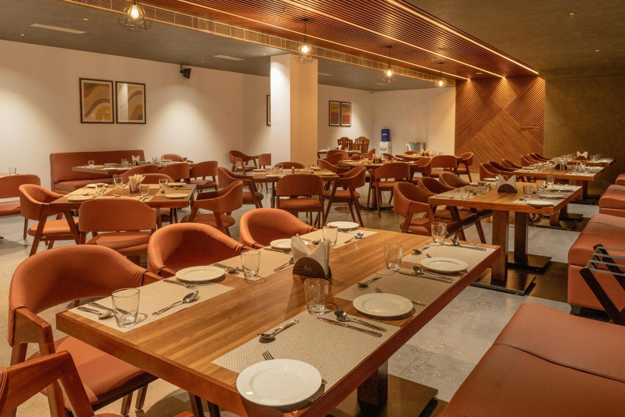 Hotel Gokulam Park Guruvāyūr Extérieur photo