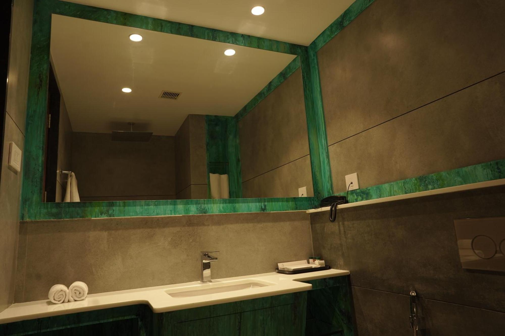 Hotel Gokulam Park Guruvāyūr Extérieur photo