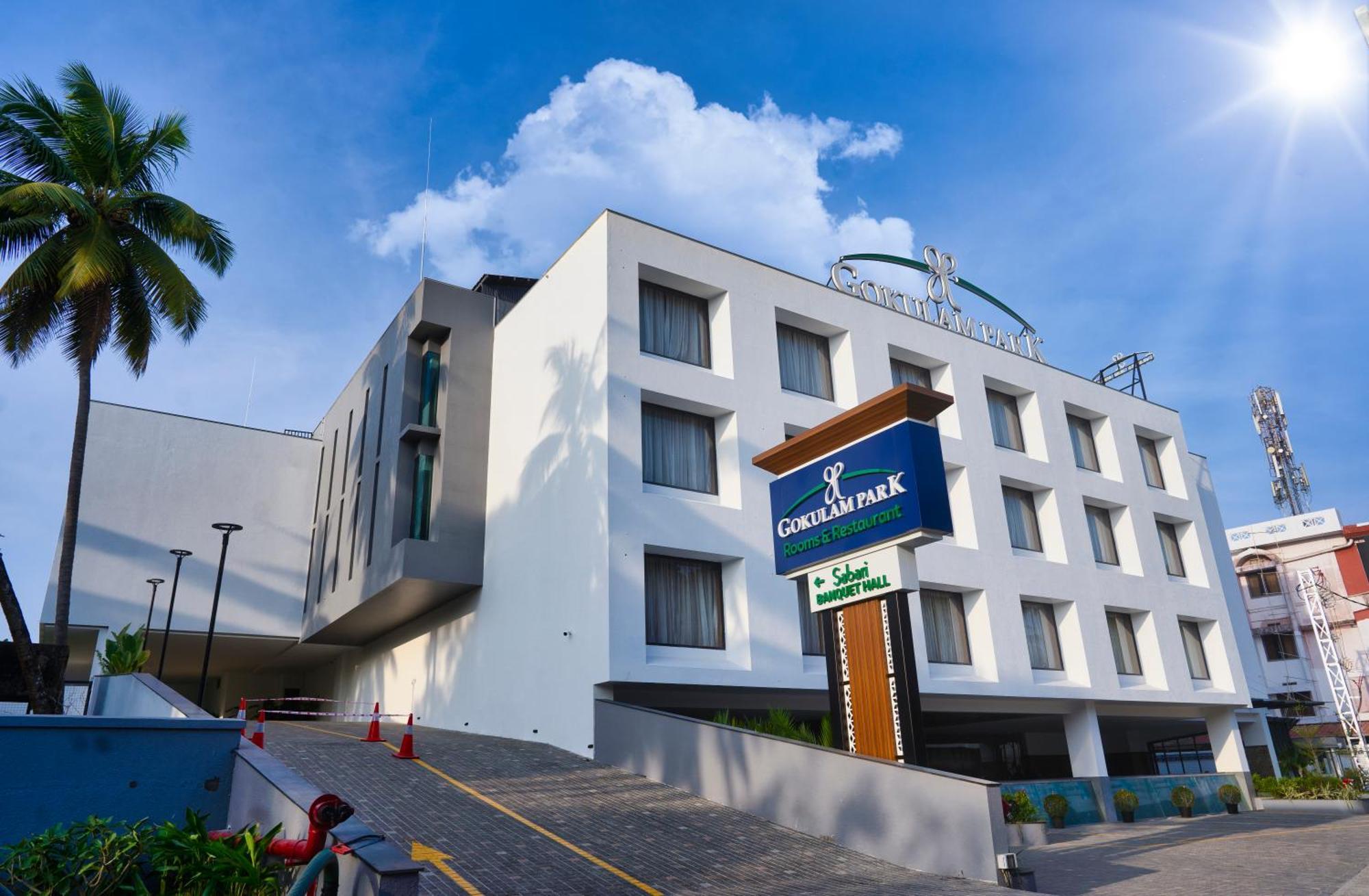 Hotel Gokulam Park Guruvāyūr Extérieur photo